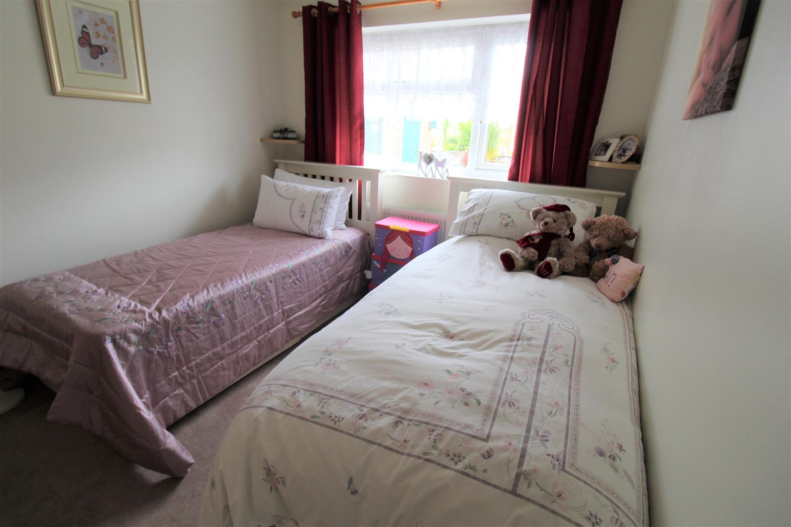 Crossdale Avenue, Baddeley Green, Stoke-On-Trent